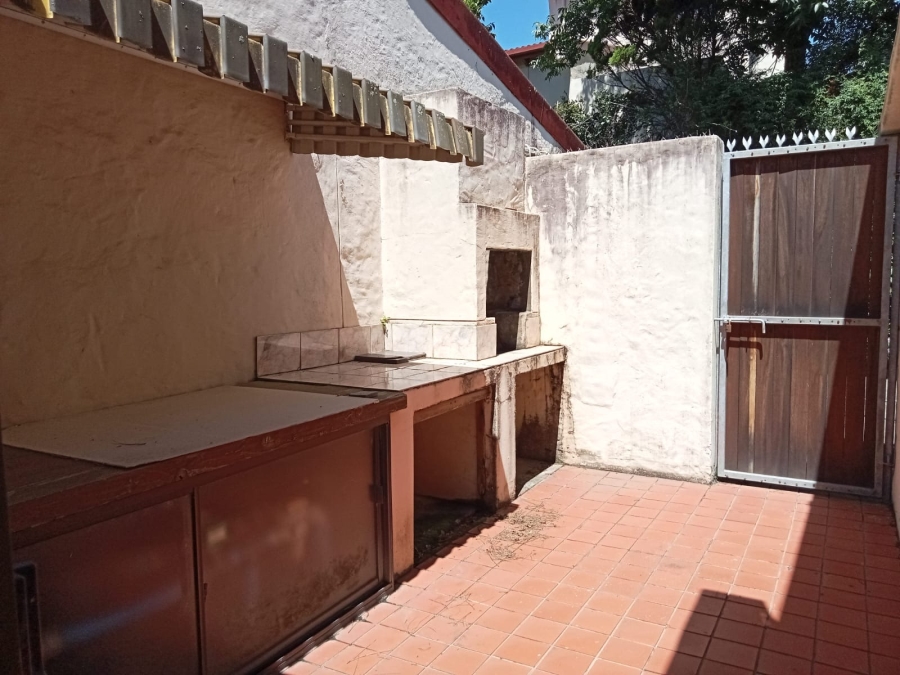 3 Bedroom Property for Sale in Kaffrarian Heights Eastern Cape